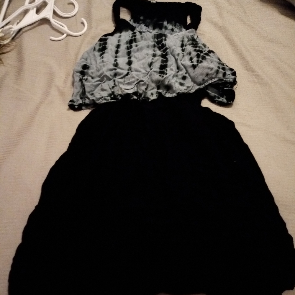 Black and gray cotton dress
